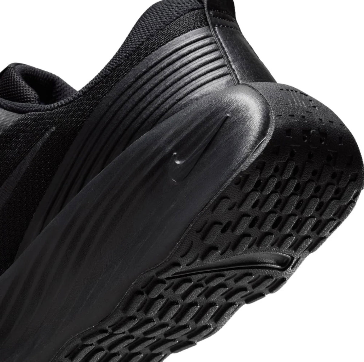 Nike Promina