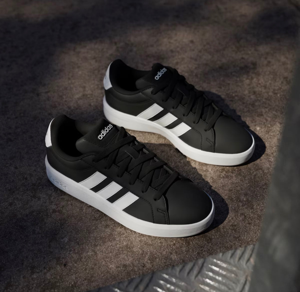 Adidas Grand Court